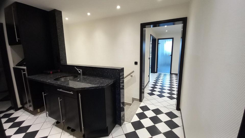 4 Zimmer Wohnung in Velbert Am Berg auch freiberuflich nutzbar 4 zimmer