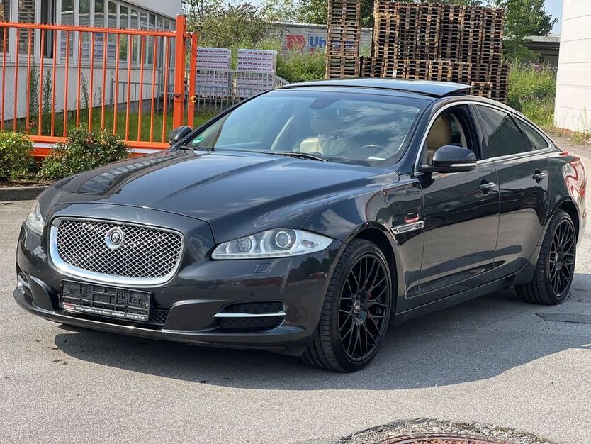 XJ