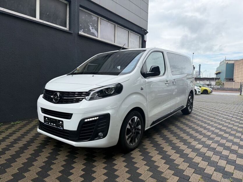 Zafira Life