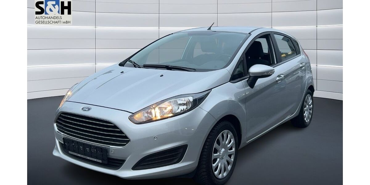 Ford Fiesta 24.000 km 7.990 &euro; Duisburg 47057