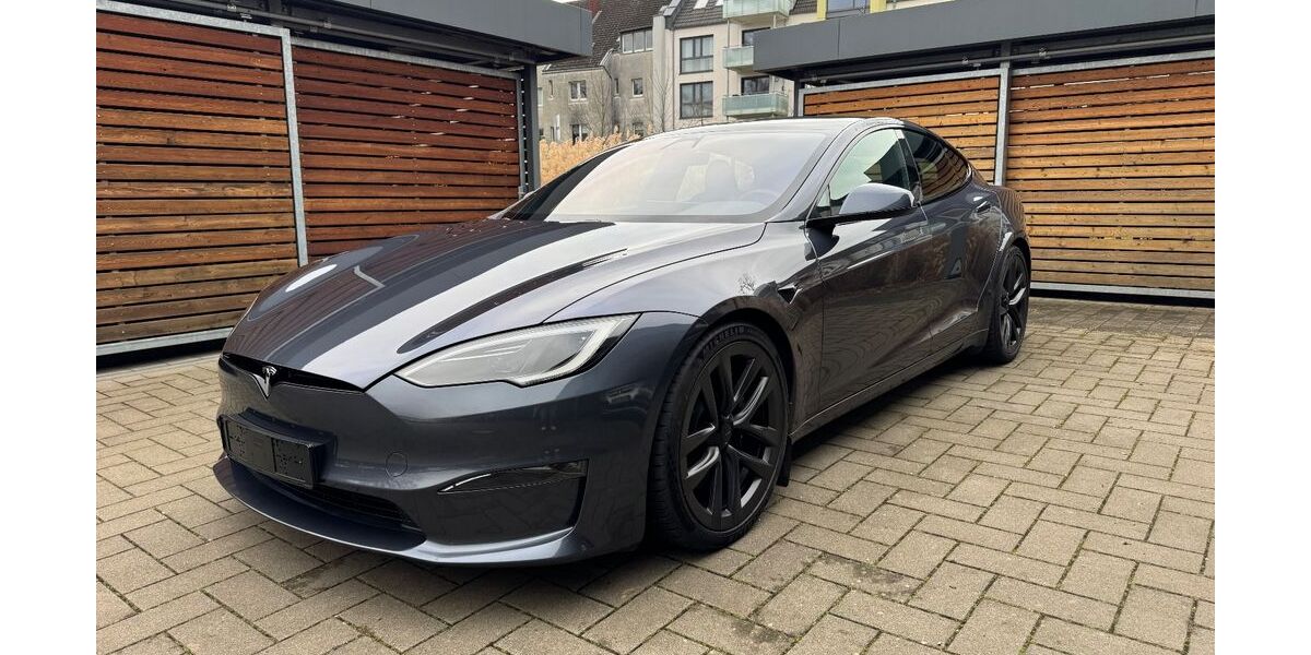 Tesla Model S 7.500 km 89.900 &euro; Düsseldorf 40231
