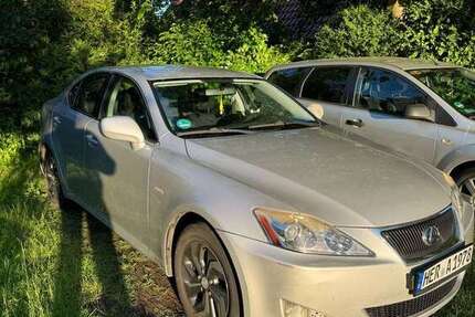 Lexus IS 220d 356.000 km 3.000 &euro; Herne 44651