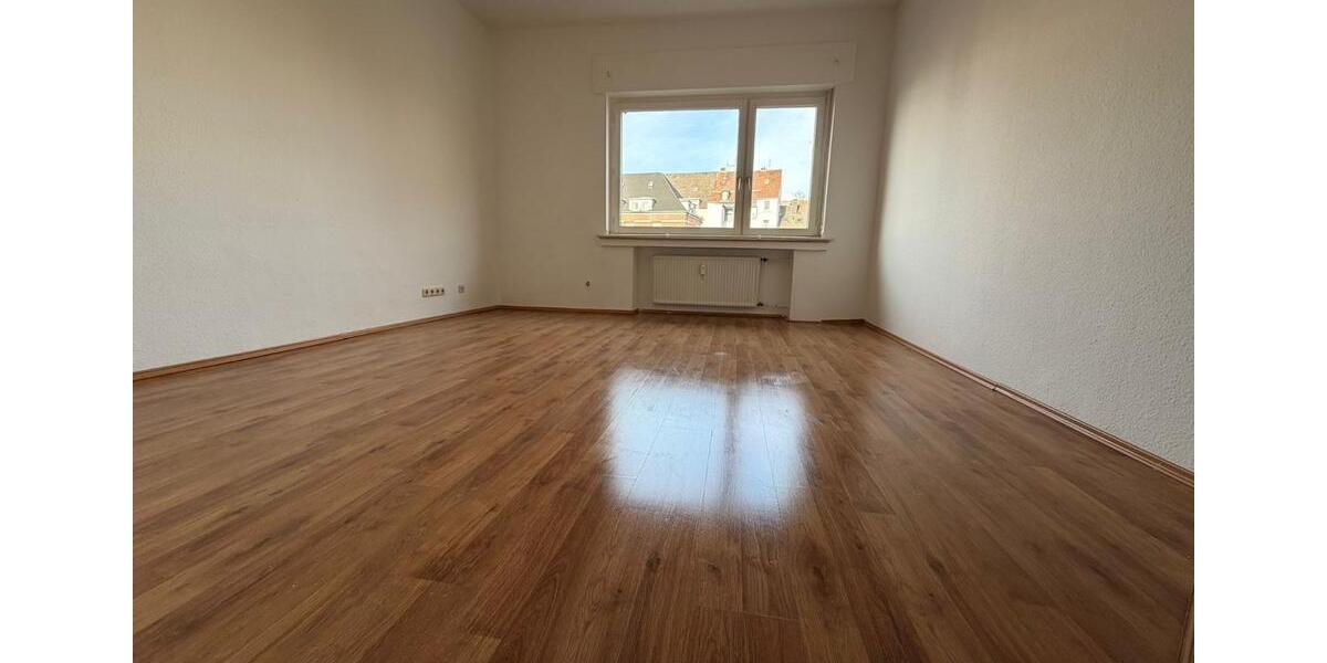 Etagenwohnung Duisburg Duisburg-Mitte - 2 Zimmer, 73 m&sup2;, 633&euro; | Angebot:25535315