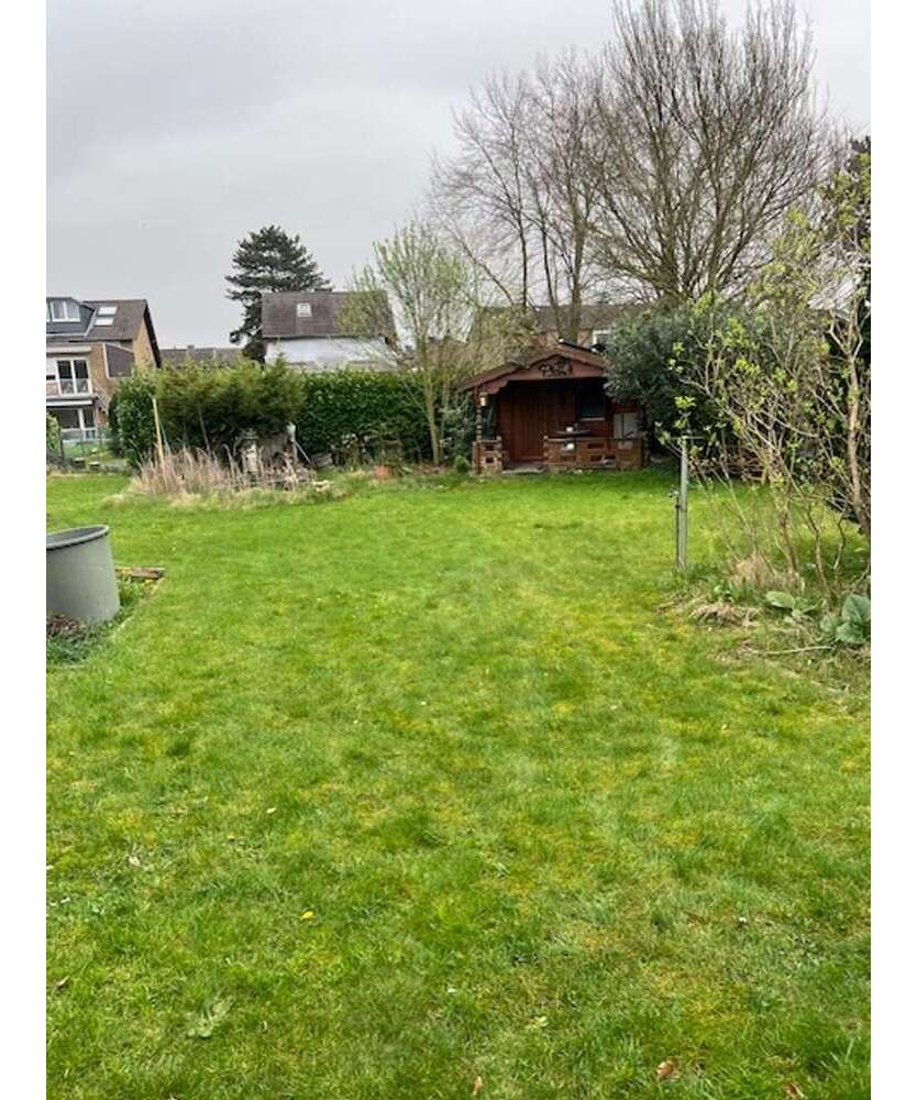 Haus zum Kaufen in Meerbusch 630.000 € 200 m²