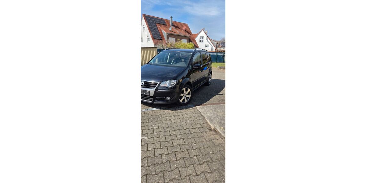 VW Touran 184.000 km 5.250 &euro; Gladbeck 45968