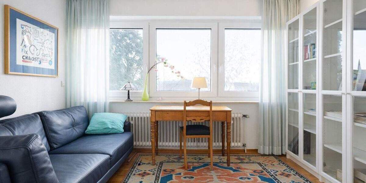 Etagenwohnung Krefeld Cracau - 2 Zimmer, 107 m&sup2;, 269.000&euro; | Angebot:24764878