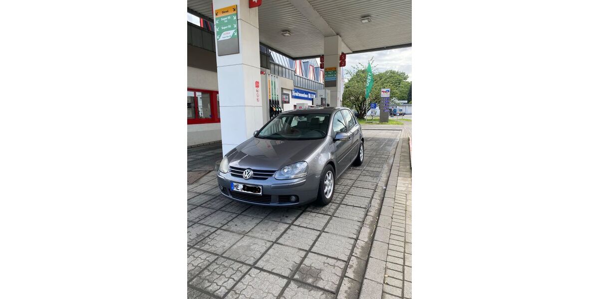 VW Golf 207.000 km 2.980 &euro; Mettmann 40822