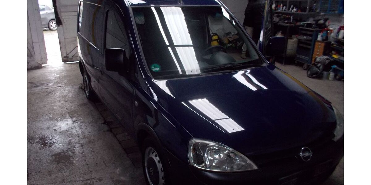 Opel Combo 110.000 km 3.700 &euro; Düsseldorf 40233