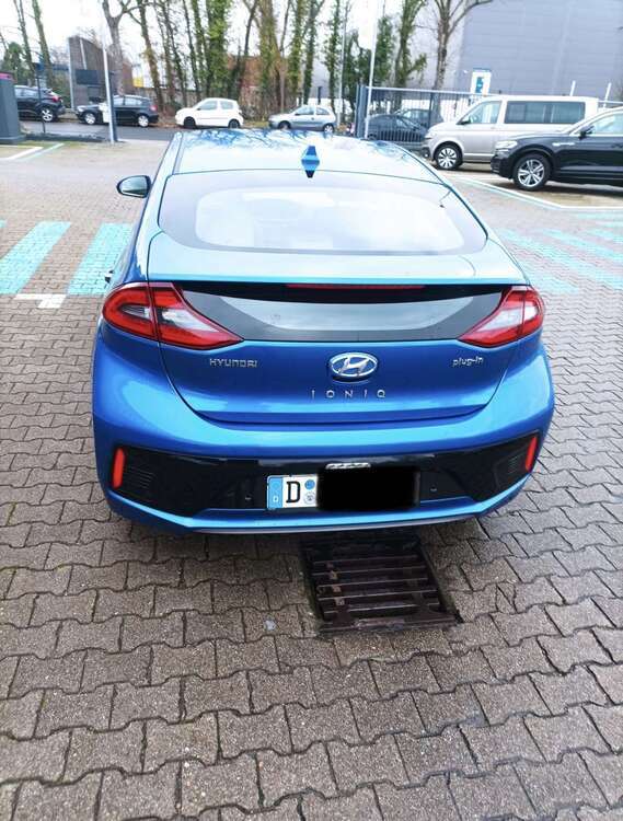 IONIQ