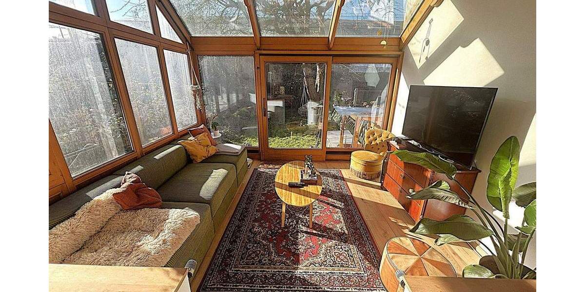 Etagenwohnung Bochum Innenstadt - 3 Zimmer, 76 m&sup2;, 249.000&euro; | Angebot:25654340