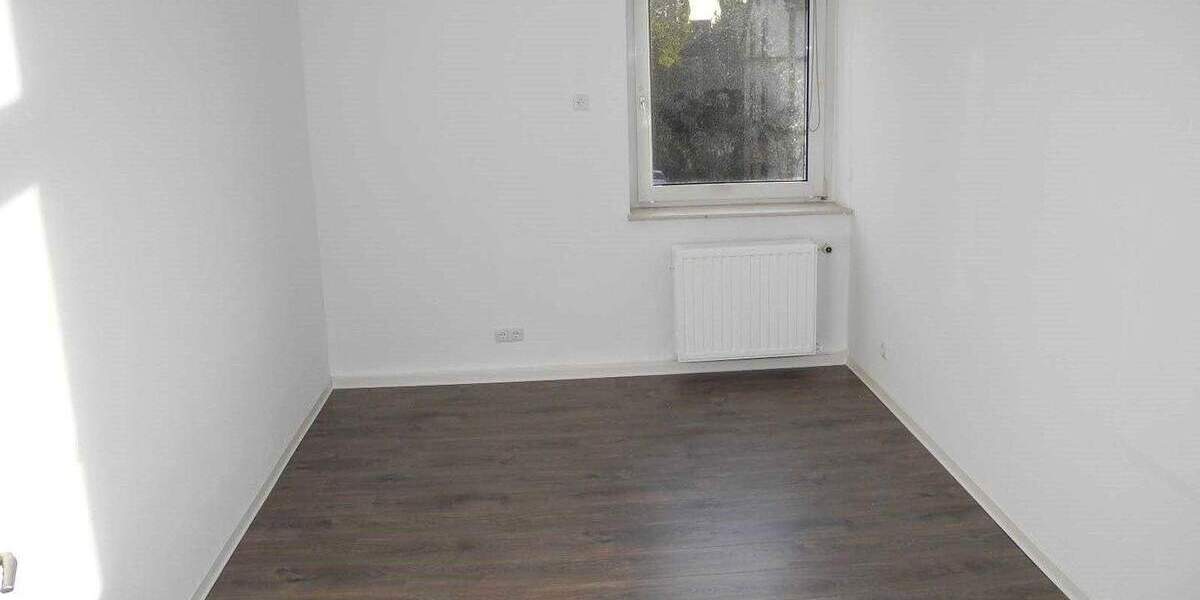 Attraktive 4,5 Zimmer mit Gartennutzung 4 zimmer