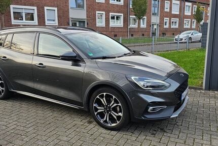 Ford Focus 45.000 km 15.400 &euro; Neukirchen-Vluyn 47506