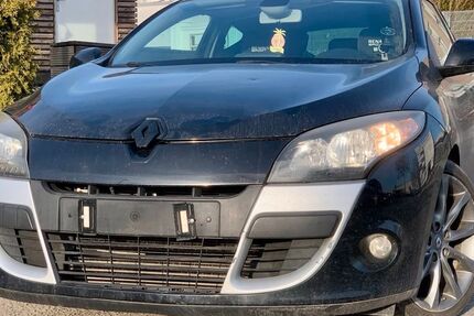 Renault Megane 232.741 km 2.450 &euro; Gelsenkirchen 45884