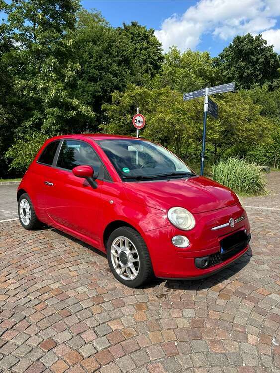 Fiat 500 149.600 km 3.499 € Düsseldorf 40211