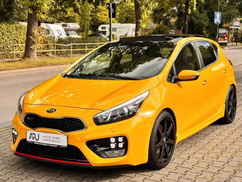 Kia ceed / Ceed 93.000 km 12.980 € Düsseldorf 40593