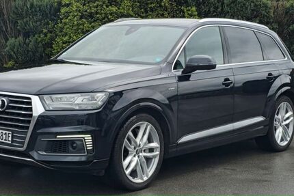Audi Q7 129.500 km 29.900 &euro; Oberhausen 46147