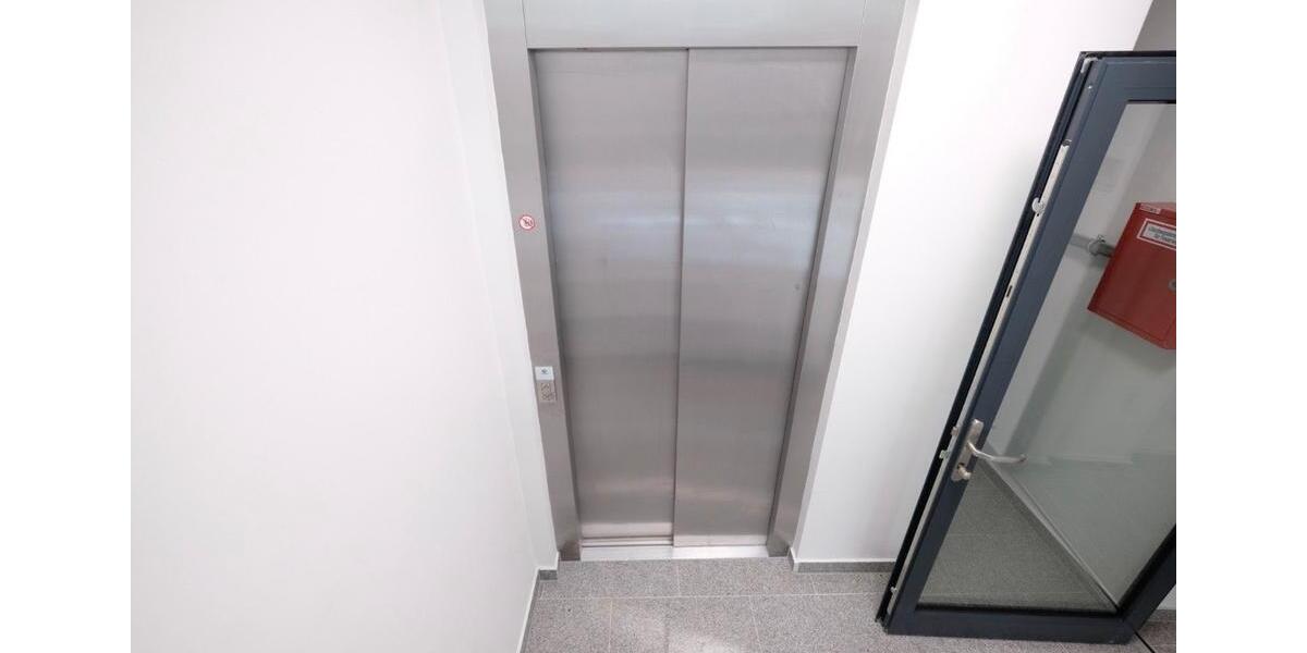 Hochparterre Bochum Bochum-Mitte - 1 Zimmer, 32 m&sup2;, 500&euro; | Angebot:26416917