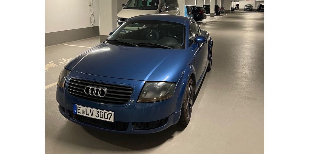 Audi TT 217.600 km 6.299 &euro; Essen 45131