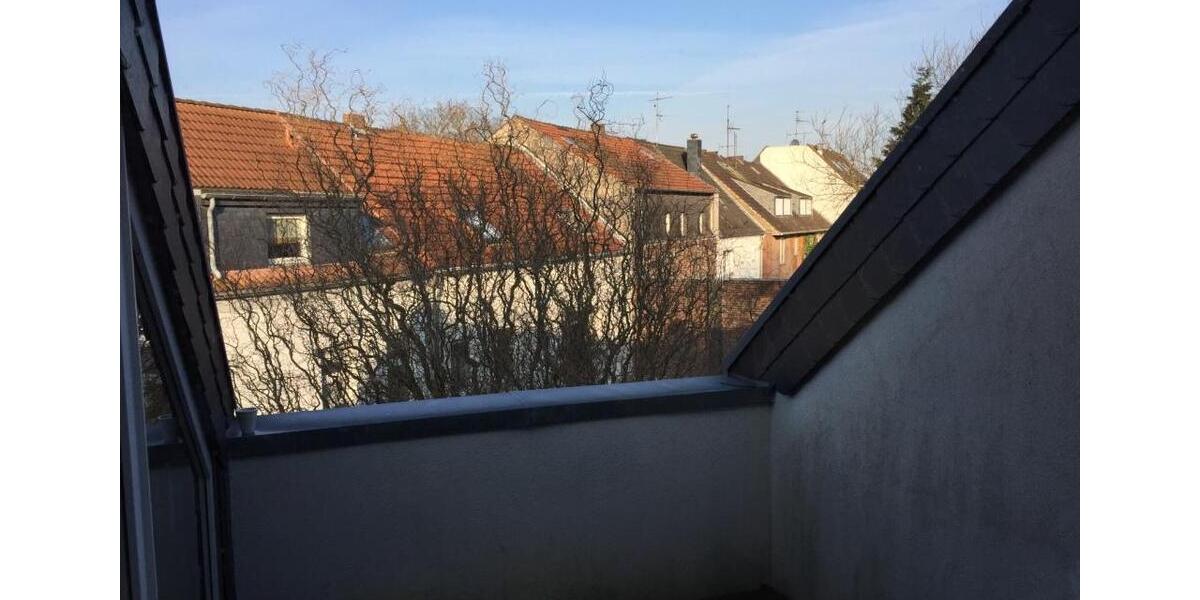 Dachgeschoßwohnung Tönisvorst - 4 Zimmer, 80 m&sup2;, 720&euro; | Angebot:26126042