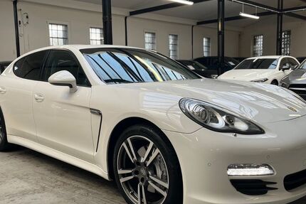 Porsche Panamera 104.000 km 24.870 &euro; Velbert 42551