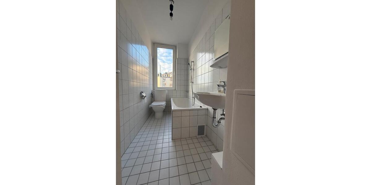 2-Zi. Wohnung 75 m2 in Düsseldorf Derendorf, gegenüber der HSD 2 zimmer