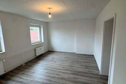 Wohnung Duisburg Marxloh - 3 Zimmer, 67 m&sup2;, 509&euro; | Angebot:25604854