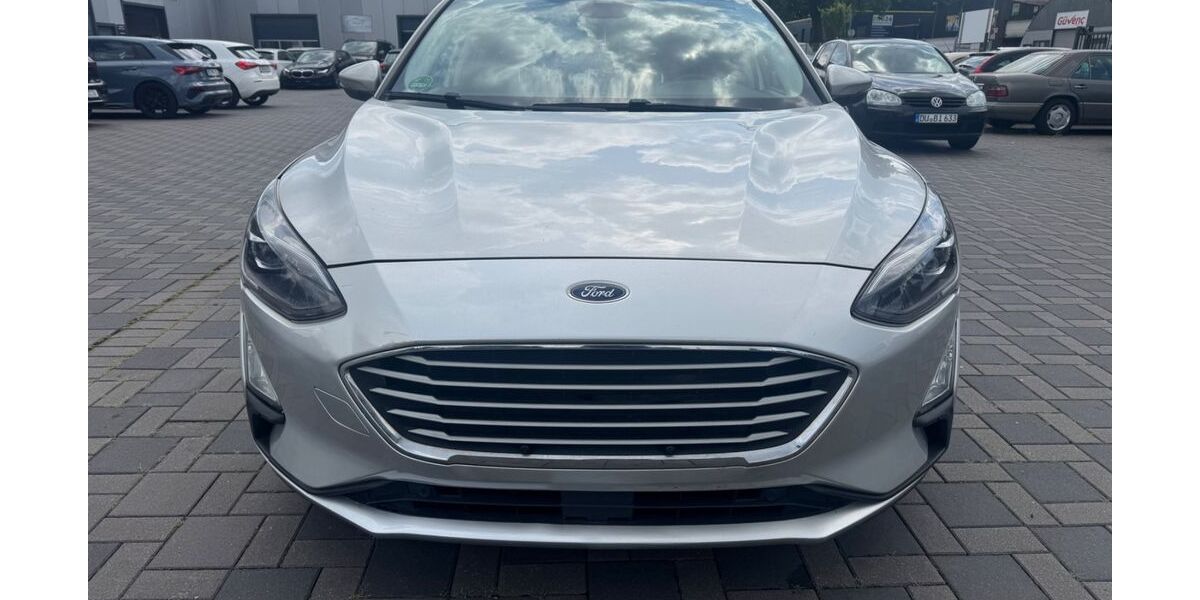 Ford Focus 160.484 km 10.250 &euro; Duisburg 47169