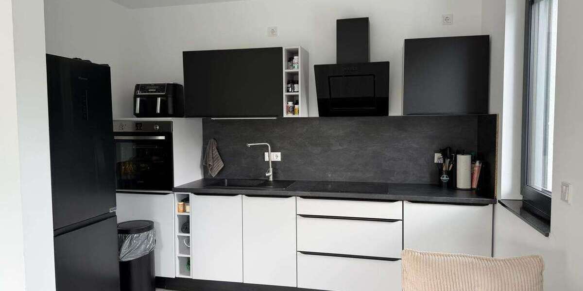 Etagenwohnung Bochum Weitmar - 2 Zimmer, 75 m&sup2;, 1.350&euro; | Angebot:26877559