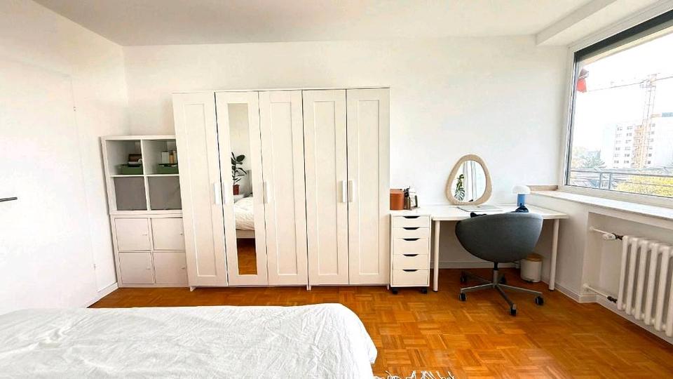 Etagenwohnung Düsseldorf Oberbilk - 2 Zimmer, 66 m&sup2;, 1.550&euro; | Angebot:26227595