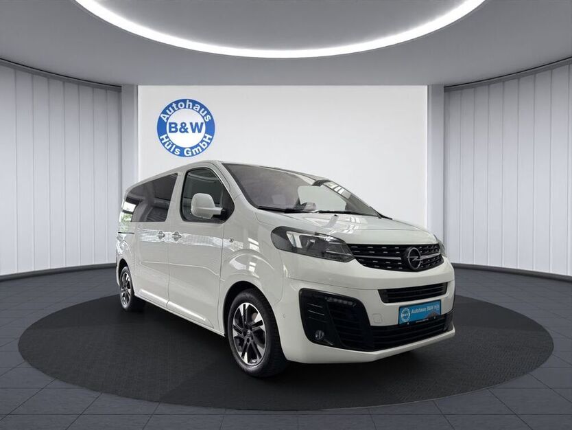 Zafira Life