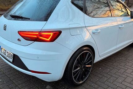 Seat Leon 81.100 km 15.499 &euro; Ratingen 40880