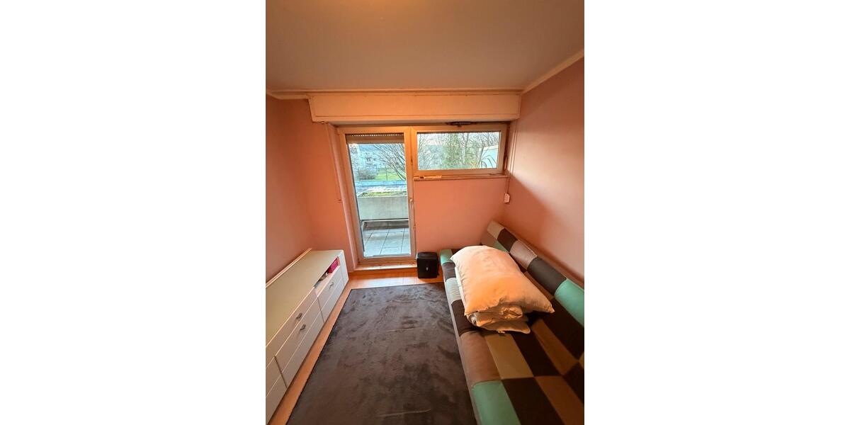 Erdgeschoßwohnung Essen Huttrop - 3 Zimmer, 68 m&sup2;, 169.000&euro; | Angebot:25636930
