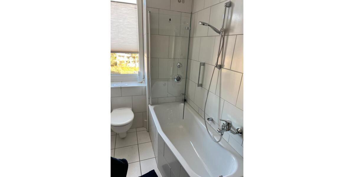 Etagenwohnung Düsseldorf Niederkassel - 2 Zimmer, 60 m&sup2;, 1.850&euro; | Angebot:26374084