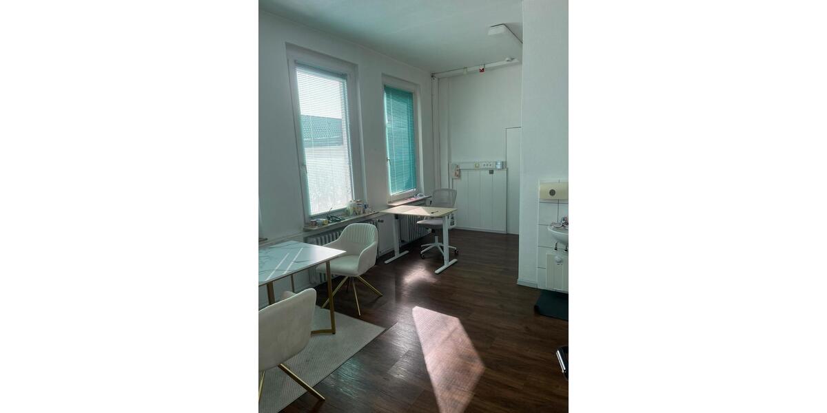 Gewerbeobjekt Duisburg - 660&euro; | Angebot:26061363