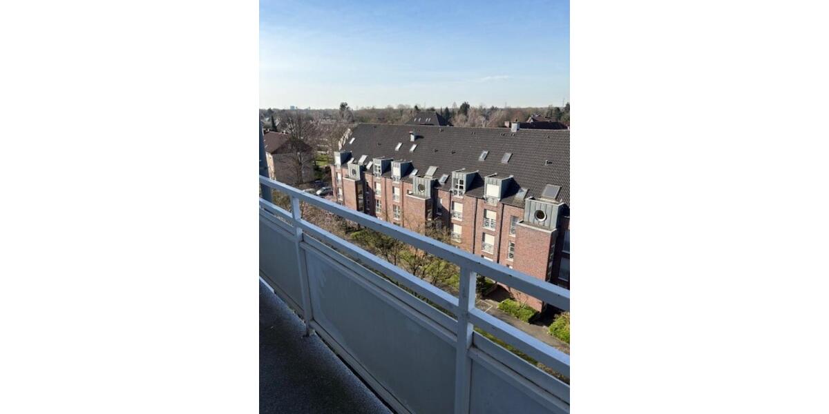 Helles, kernsaniertes Apart. mit Balkon in zentr. Lage i. Krefeld 1 zimmer