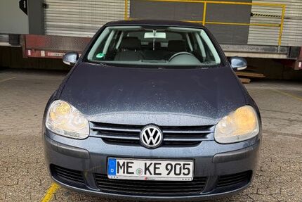 VW Golf 208.440 km 2.500 &euro; Velbert 42551