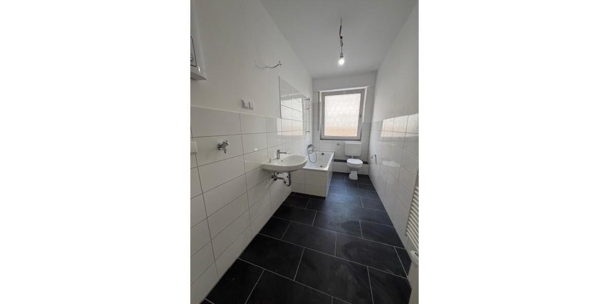 Erdgeschoßwohnung Essen Stadtbezirk VI - 2 Zimmer, 60 m&sup2;, 582&euro; | Angebot:25525705