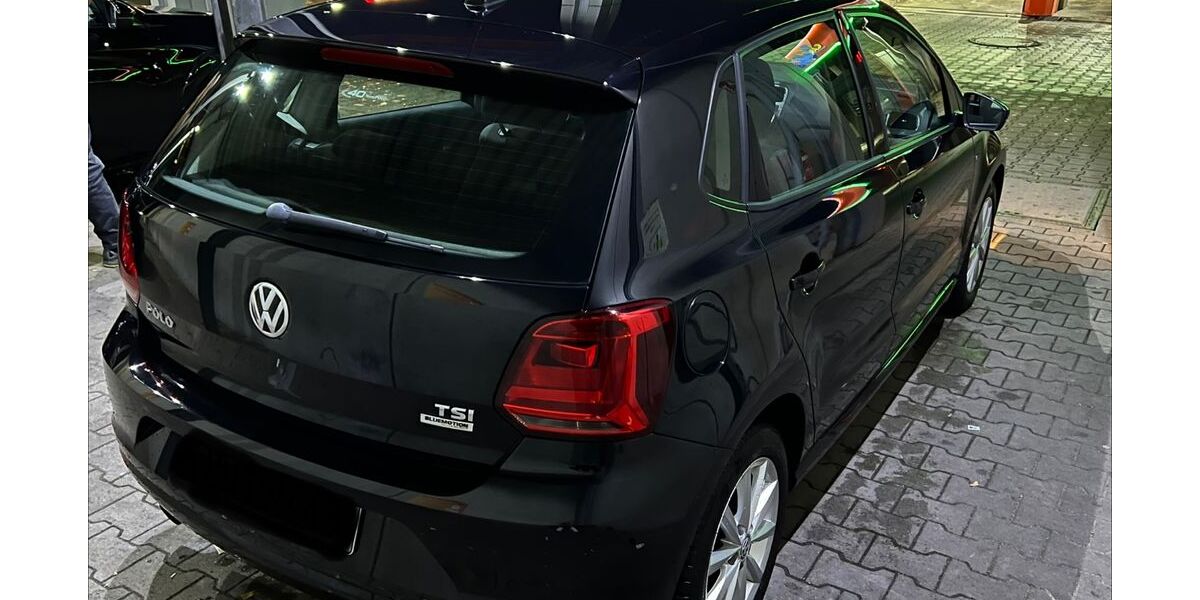 VW Polo 129.000 km 9.400 &euro; Duisburg 47226