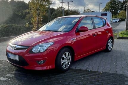 Hyundai i30 158.000 km 2.800 € Hattingen 45529