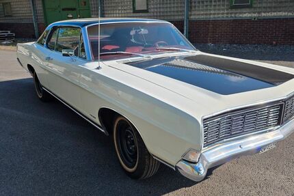 Ford Galaxy 40.000 km 20.500 € Oberhausen 46049