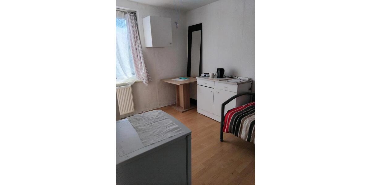 Erdgeschoßwohnung Bochum Bochum-Mitte - 1 Zimmer, 15 m&sup2;, 250&euro; | Angebot:26347720
