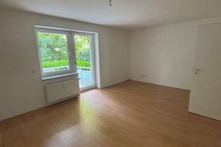 Wohnung zum Mieten in Duisburg 572 € 74.48 m²