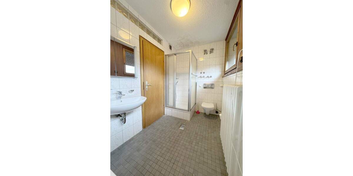 Einfamilienhaus Oberhausen Sterkrade-Nord - 9 Zimmer, 254 m&sup2;, 699.500&euro; | Angebot:25779201