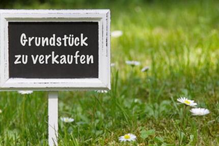 Verkaufen unsere Grundstück mit Gewerbehalle