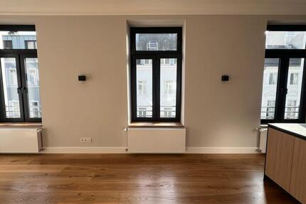 Wohnung Düsseldorf Stadtbezirk 5 - 4 Zimmer, 87 m&sup2;, 795.000&euro; | Angebot:26655398