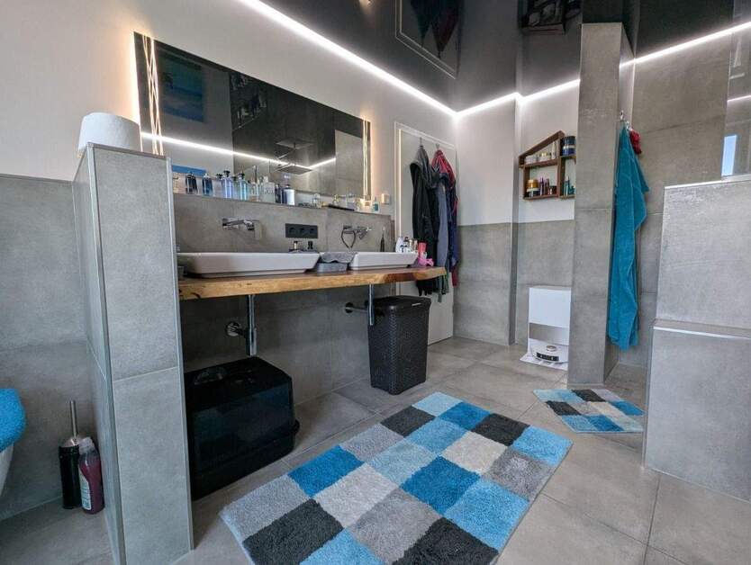 Luxus-Ausstattung im Niedrigenergiestandard A+ * Barrierefreie Neubauwohnung mit 2 Balkonen 4 zimmer