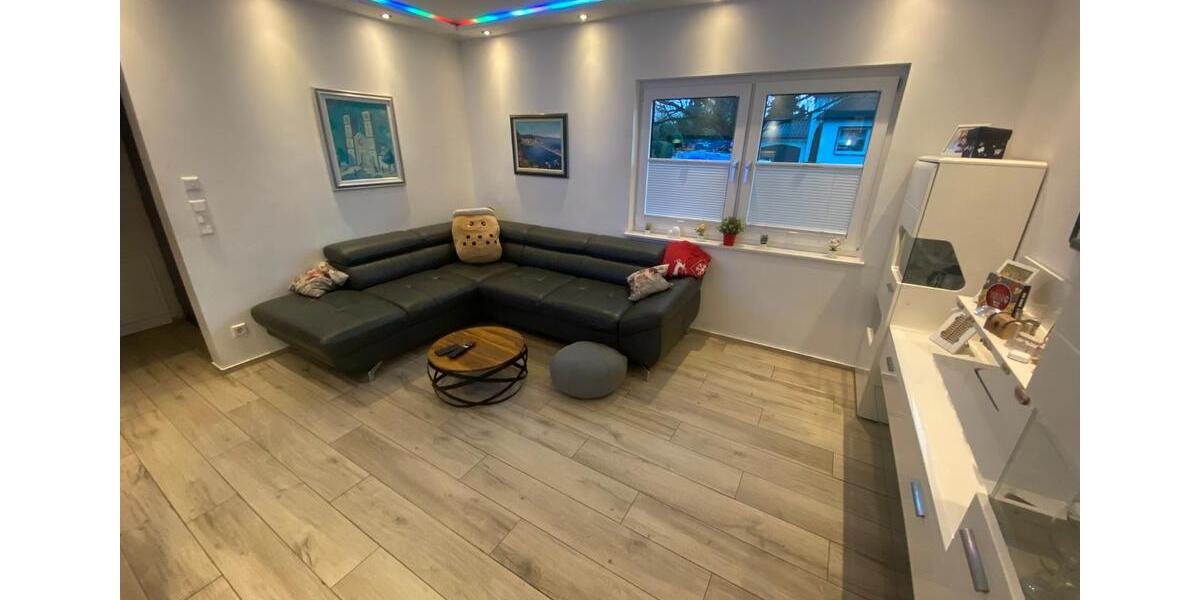 Doppelhaushälfte Duisburg Huckingen - 7 Zimmer, 120 m&sup2;, 575.000&euro; | Angebot:26367555