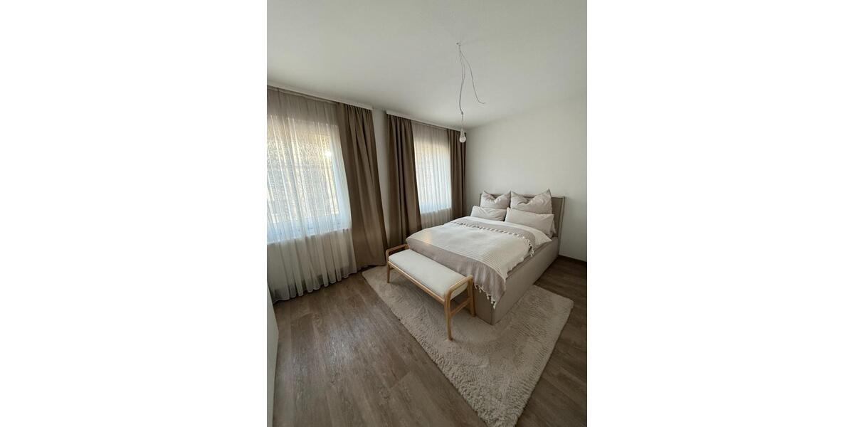 Helle 2-Zimmer-Wohnung mit Balkon in Düsseldorf | Untermiete 2 zimmer