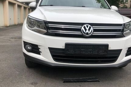 VW Tiguan 127.000 km 11.450 &euro; Duisburg 47119
