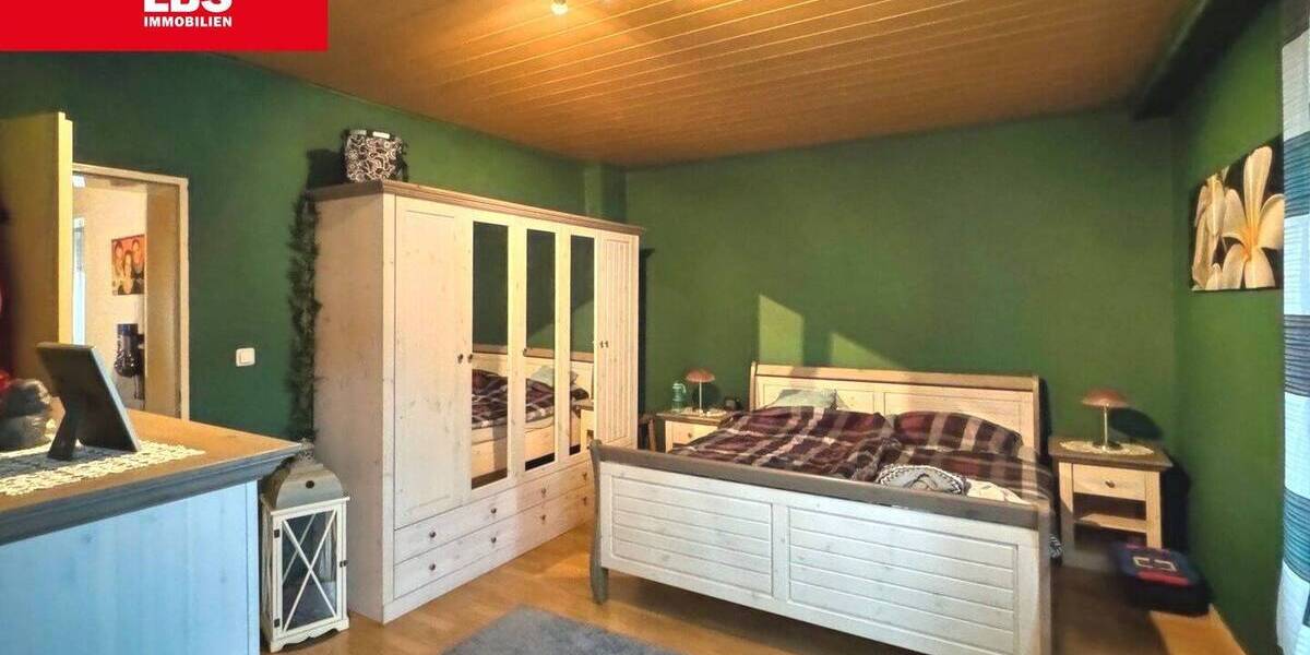 Reihenmittelhaus Bottrop Batenbrock - 3 Zimmer, 85 m&sup2;, 220.000&euro; | Angebot:26584216